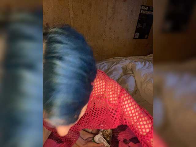 KristiFox live cam on BongaCams