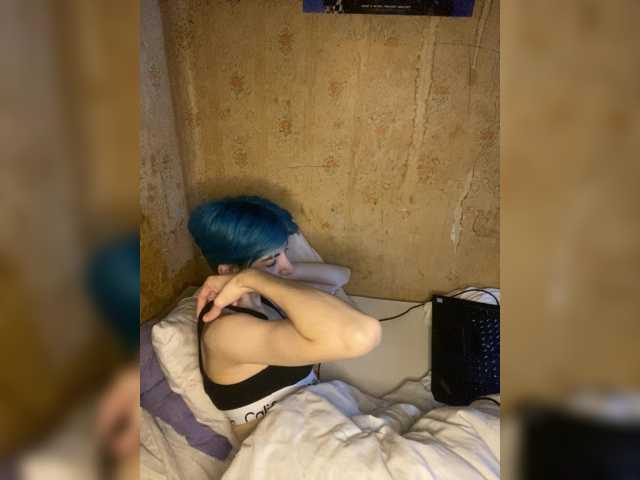 KristiFox, en vivo ahora en BongaCams