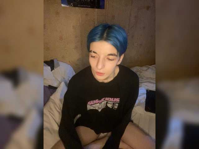 KristiFox live cam preview