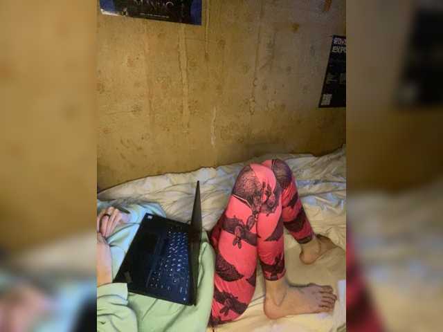 KristiFox live cam on BongaCams