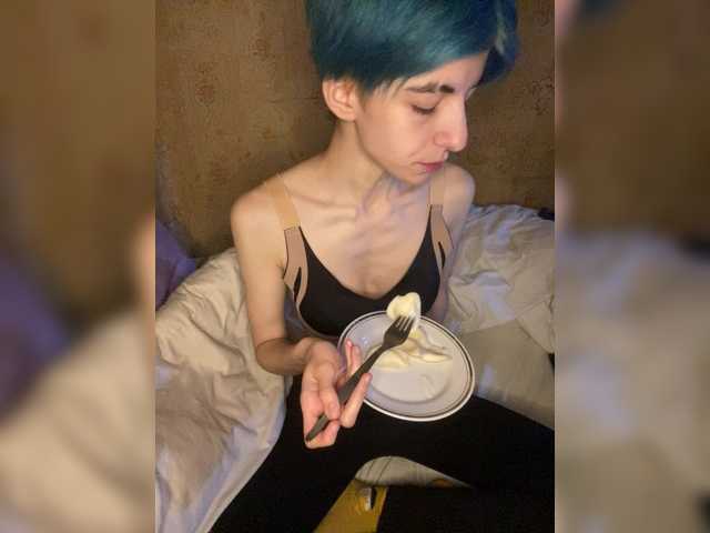 KristiFox live cam on BongaCams