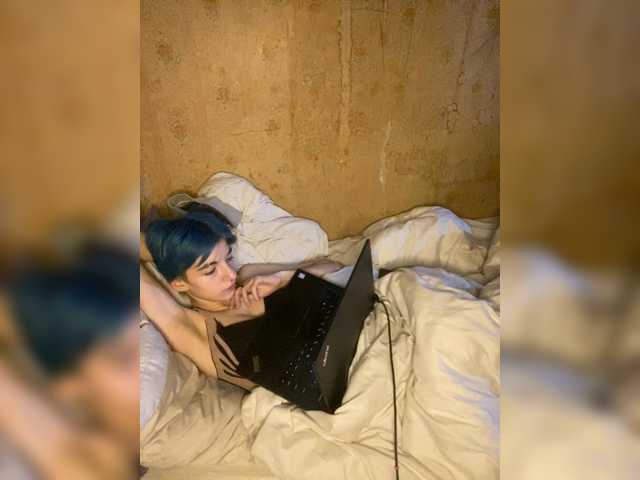 KristiFox live cam on BongaCams
