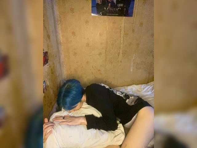 KristiFox live cam preview