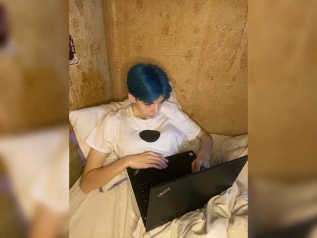 KristiFox live cam on BongaCams
