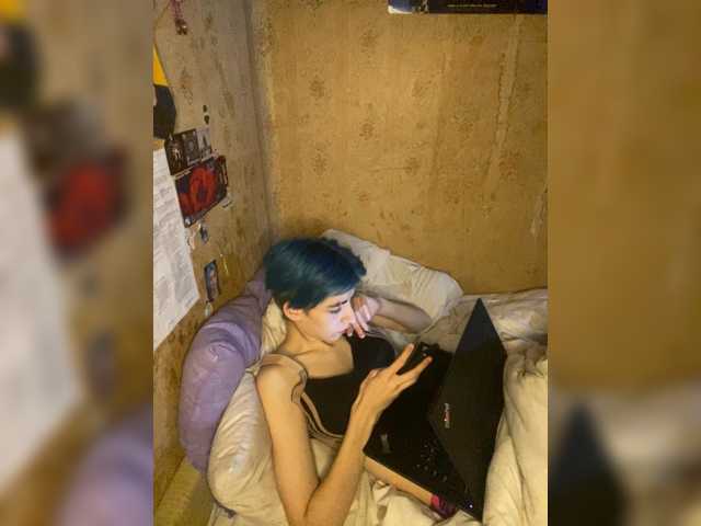 KristiFox live cam on BongaCams