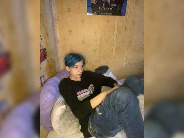 KristiFox live cam preview
