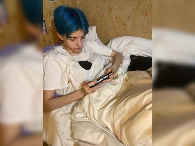 KristiFox live cam preview