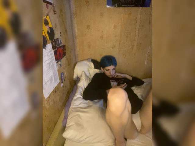 KristiFox live cam on BongaCams