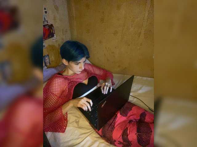 KristiFox live cam on BongaCams