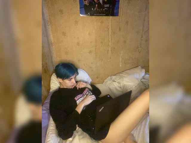 KristiFox webcam