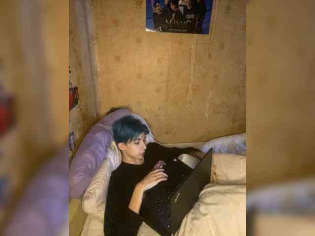 KristiFox webcam
