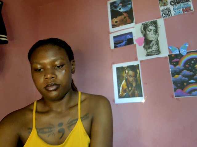Sway-pretty live cam on BongaCams