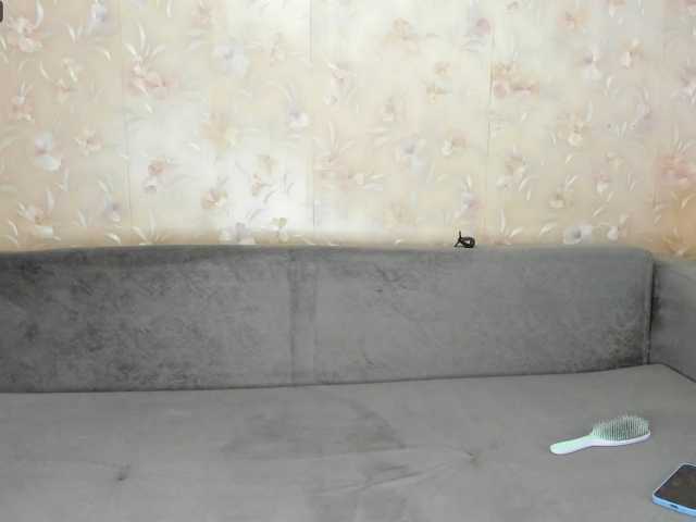 Misskitty13 live cam on BongaCams