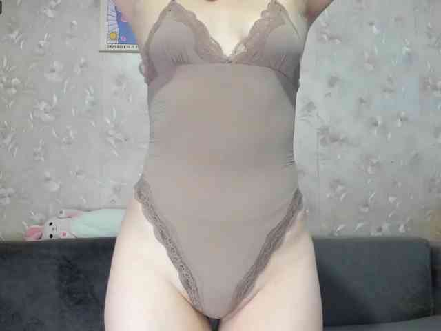 Misskitty13 webcam