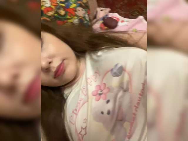 Hotgirl69-1 live cam on BongaCams