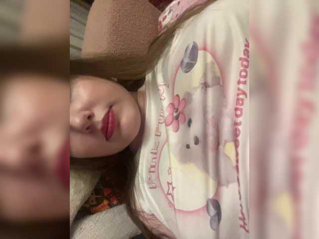 Hotgirl69-1 live cam on BongaCams