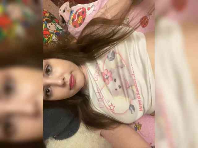 VikkiExtraNew