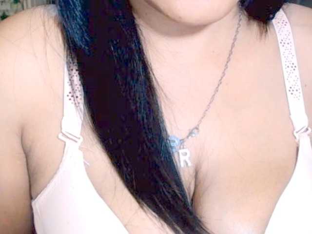 LuciousIndian00 live cam on BongaCams