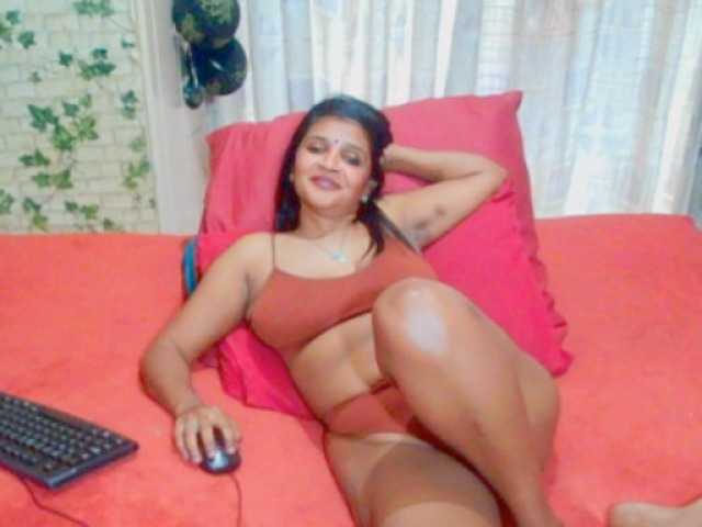 LuciousIndian00