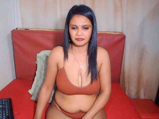 LuciousIndian00