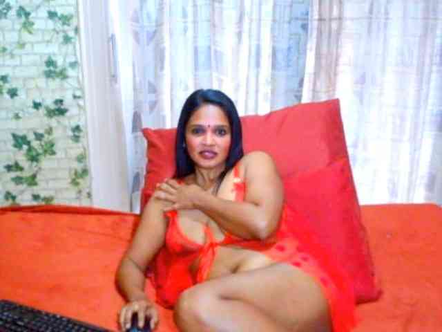 LuciousIndian00