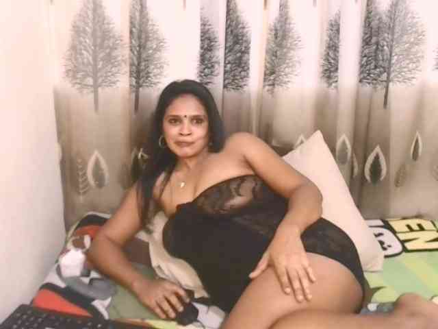 LuciousIndian00