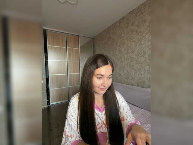 Miss-Vikki live cam on BongaCams