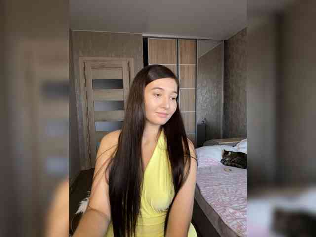 Miss-Vikki webcam