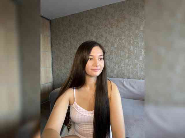 Miss-Vikki webcam