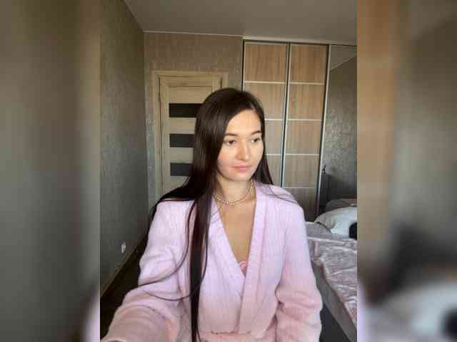 Miss-Vikki webcam