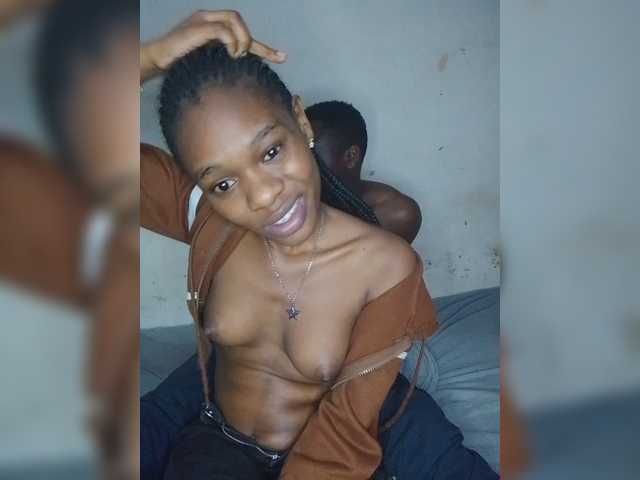 theebaddies live cam on BongaCams