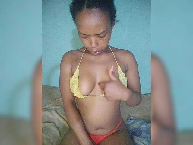 Isabellah live cam