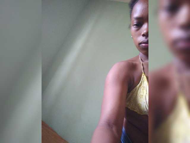 Isabellah live cam on BongaCams