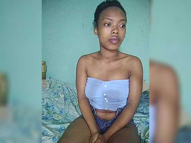 Isabellah live cam on BongaCams