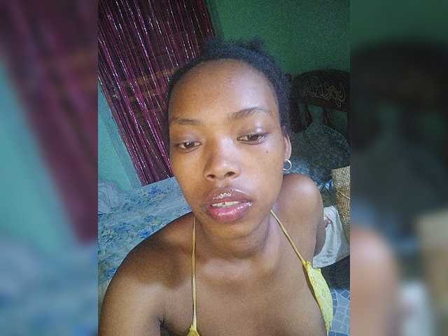 Isabellah live cam on BongaCams