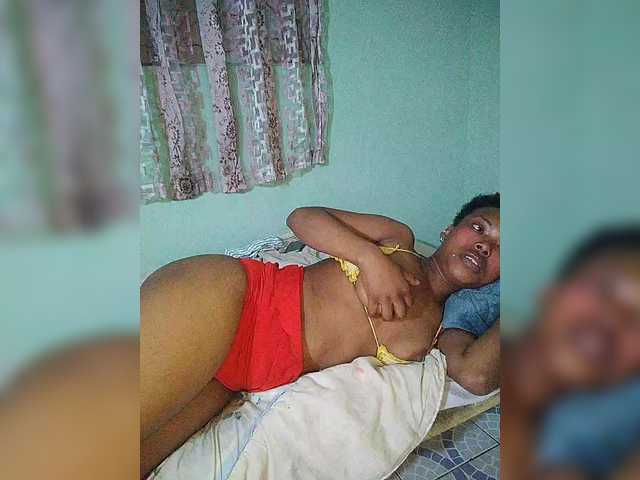 Isabellah live cam on BongaCams