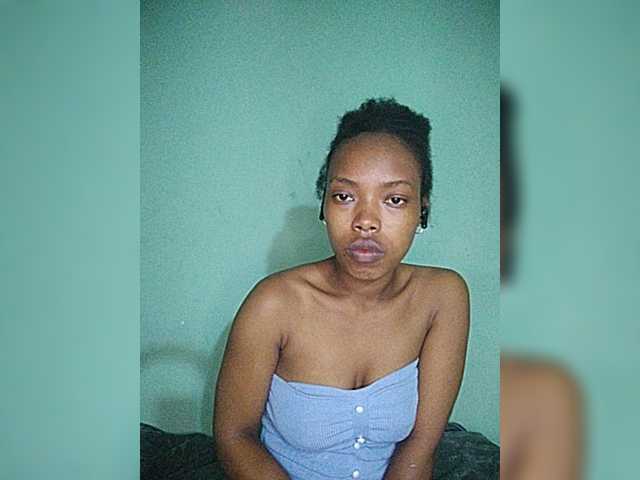 Isabellah live cam on BongaCams