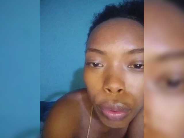 Isabellah live cam on BongaCams