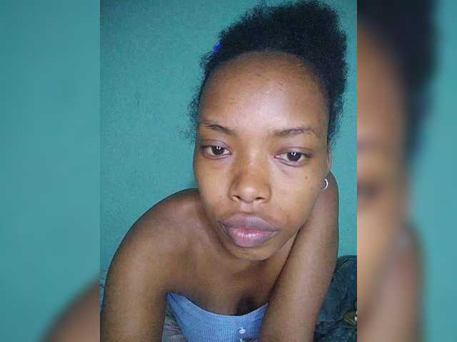 Isabellah live cam preview