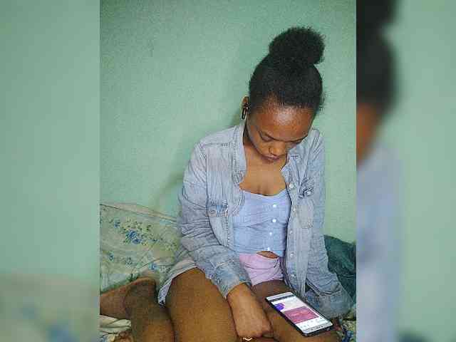 Isabellah webcam