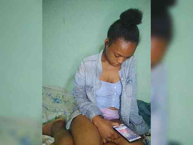 Isabellah webcam