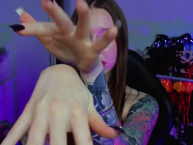 AsyNox live cam on BongaCams