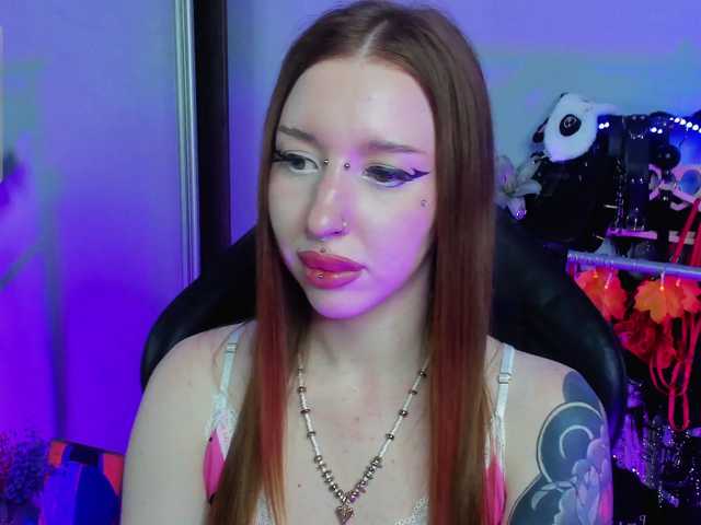 AsyNox ao vivo no BongaCams