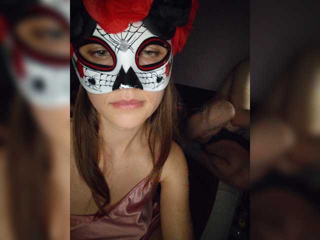 Kyniminet1 live cam on BongaCams