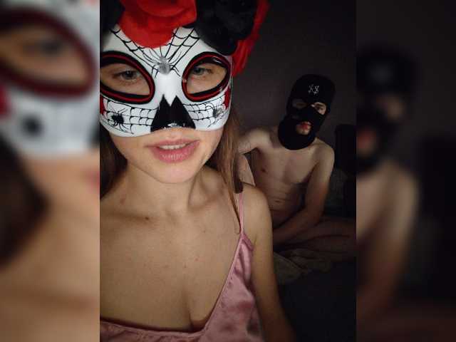 Kyniminet1 live cam on BongaCams