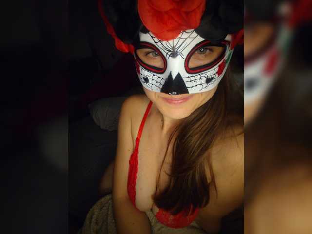 Kyniminet1 live cam on BongaCams