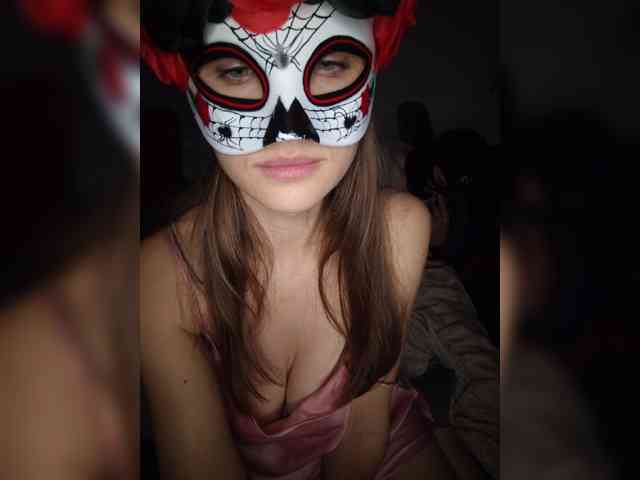 Kyniminet1 Live Webcam on BongaCams