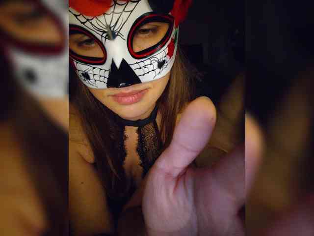 Kyniminet1 Live Webcam on BongaCams
