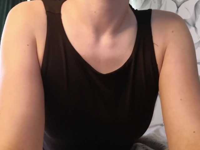 CrystalDivas live cam on BongaCams
