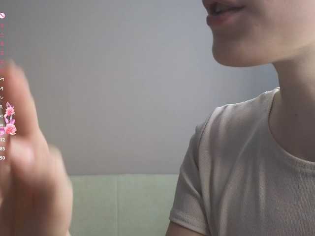 CrystalDivas live cam on BongaCams